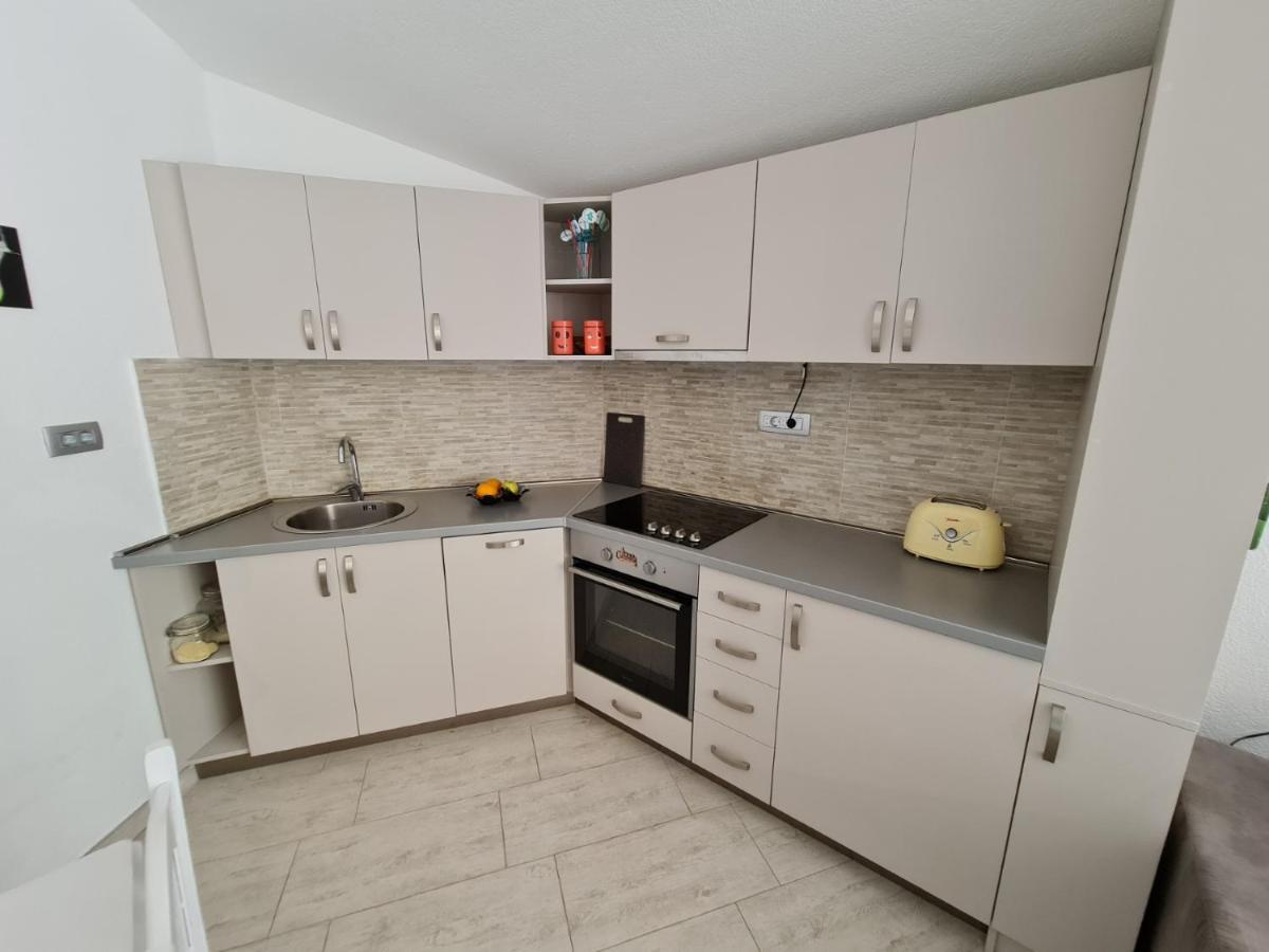 Lux Apartmani Darija Котор Экстерьер фото